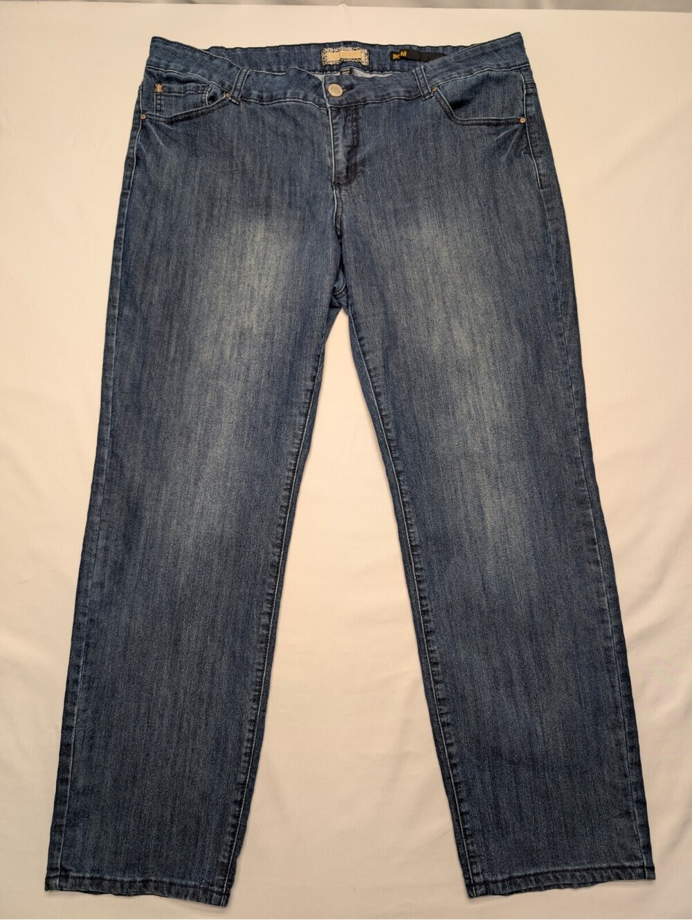 Kardashian Kollection The Kim Curvy Straight Mid Rise Jeans Medium Wash Size 22